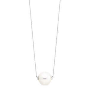 Gold chain and AA Akoya pearl