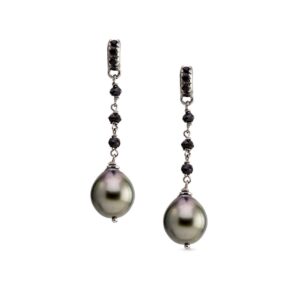 Rosary earrings with Tahiti pearls and Spinel beads