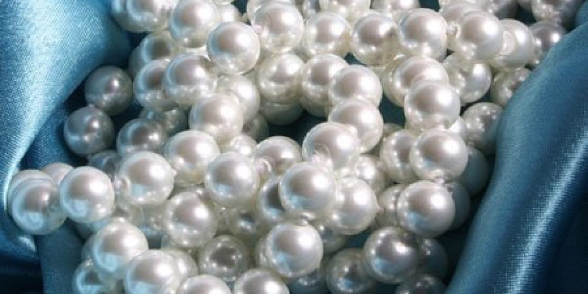 Do you know how to recognise a fake pearl from a natural pearl? - Genisi  Pearls