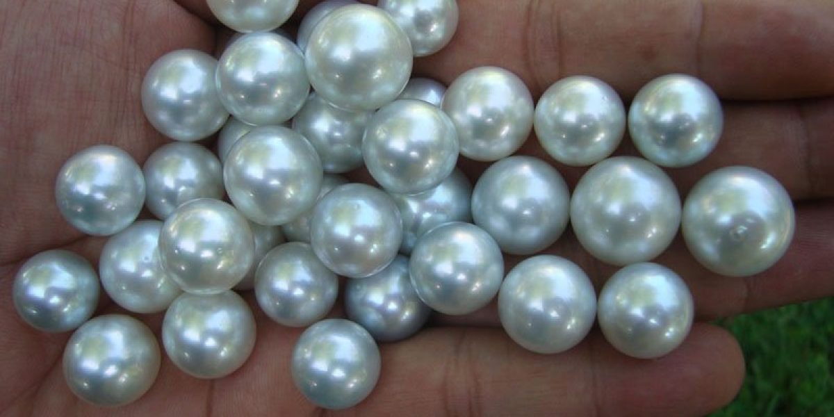 South Pacific Pearls, the biggest and most precious ones!_1