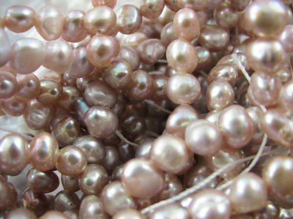 How much does a pearl necklace cost?