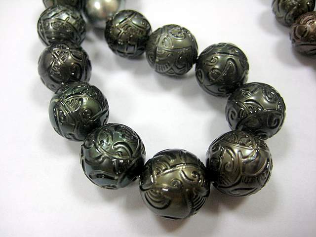 black-carved-pearls