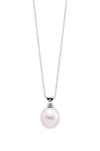 Collana con perla d’acqua dolce e diamante