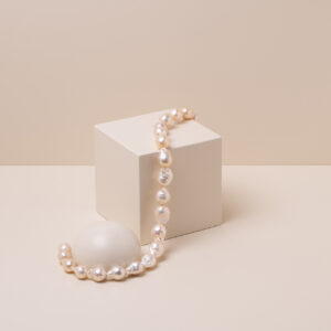 Collana con perle barocche Ming