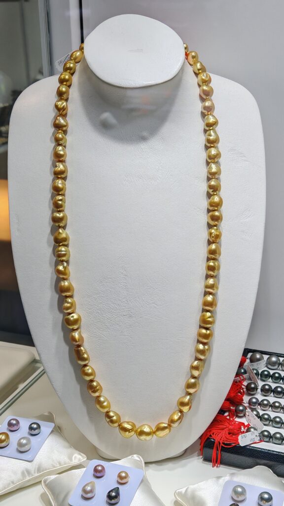 Collana di perle barocche gold