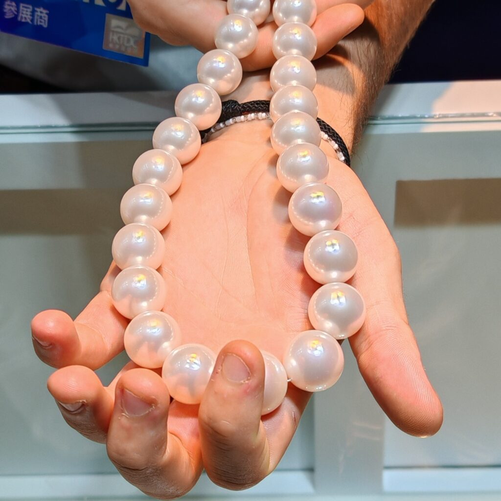 Collan mari del sud rotonda 19-20 mm